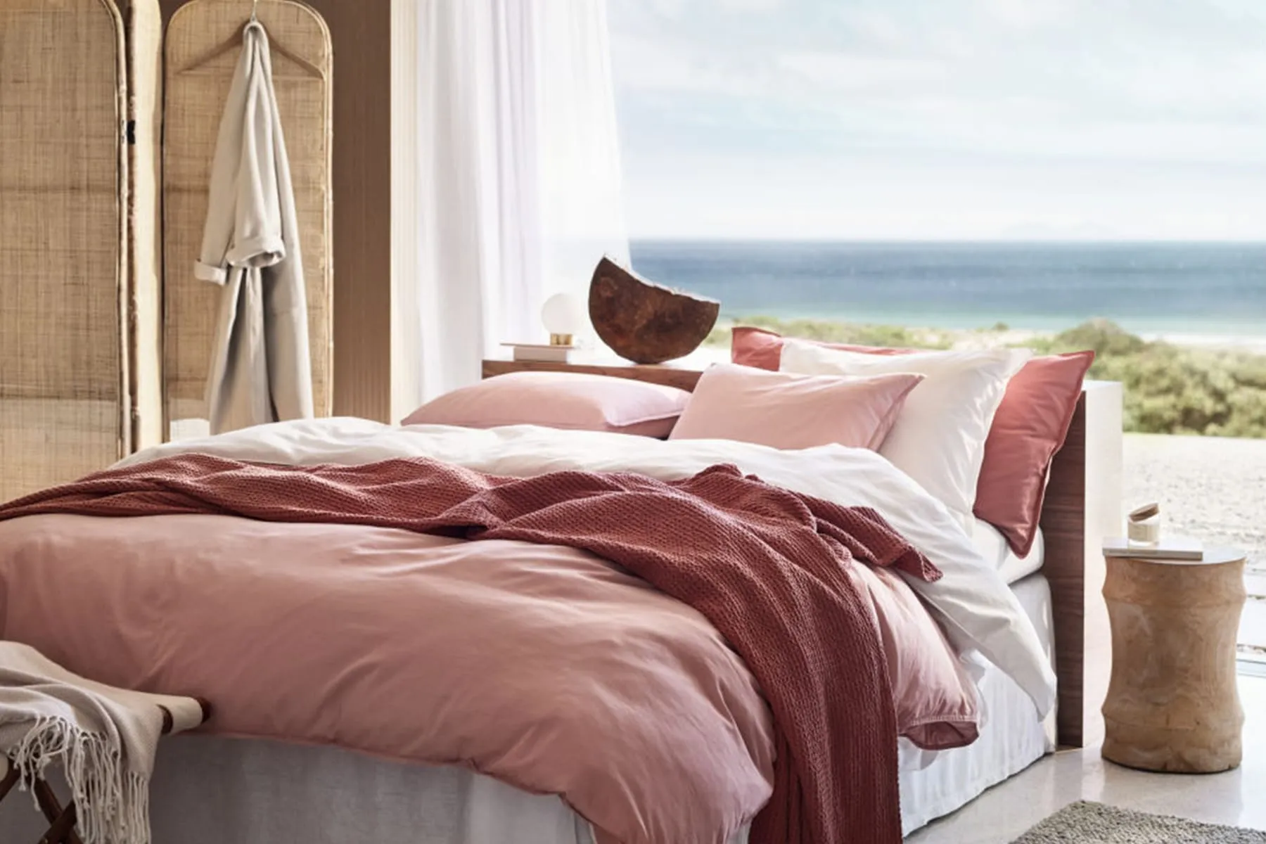 H&M Home: Easter & Bed