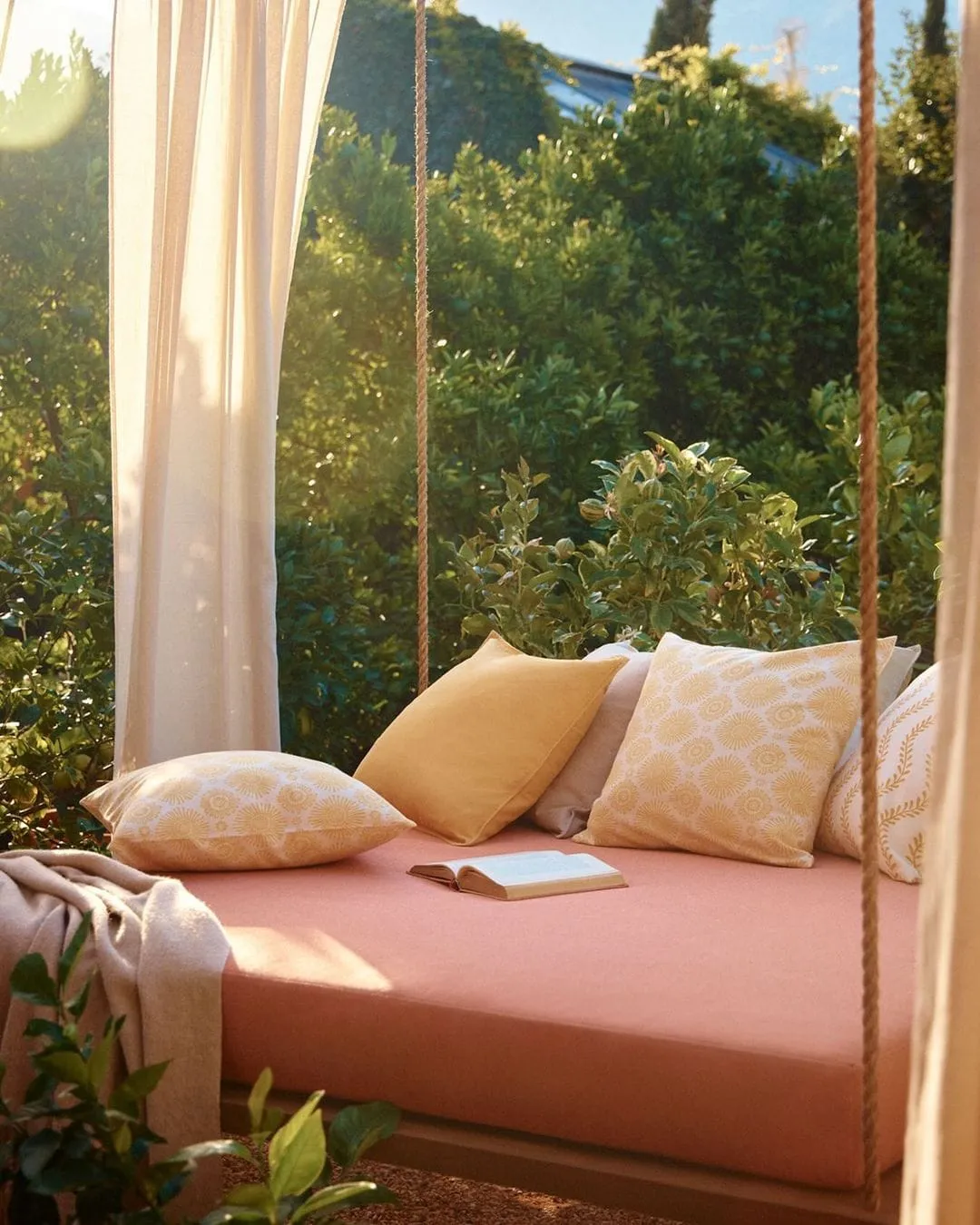 H&M Home Late Summer 2024 - H&M campaign produced by Steel Productions in South Africa, photographed by Inge Prins